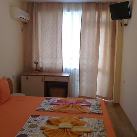 Ivanovi Guest House พรีมอร์สโก ภายนอก รูปภาพ