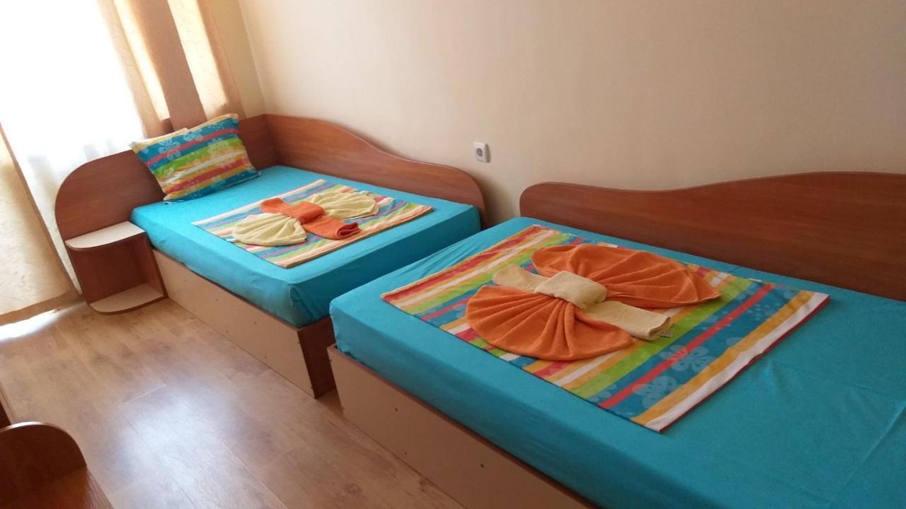 Ivanovi Guest House พรีมอร์สโก ภายนอก รูปภาพ
