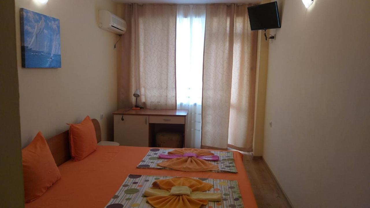 Ivanovi Guest House พรีมอร์สโก ภายนอก รูปภาพ