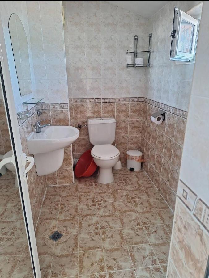 Ivanovi Guest House พรีมอร์สโก ภายนอก รูปภาพ