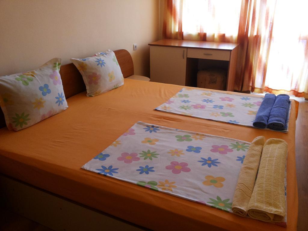 Ivanovi Guest House พรีมอร์สโก ห้อง รูปภาพ