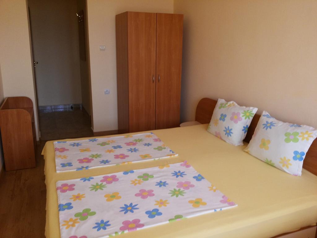 Ivanovi Guest House พรีมอร์สโก ห้อง รูปภาพ