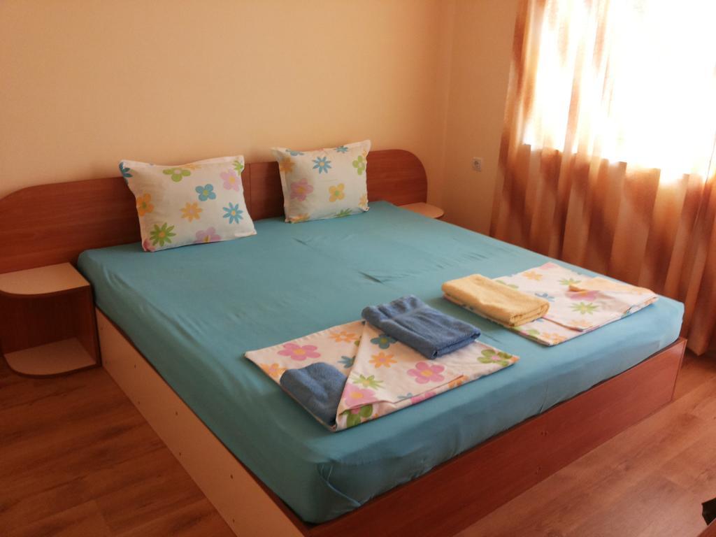 Ivanovi Guest House พรีมอร์สโก ห้อง รูปภาพ