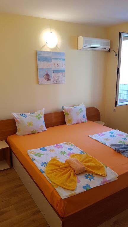 Ivanovi Guest House พรีมอร์สโก ภายนอก รูปภาพ