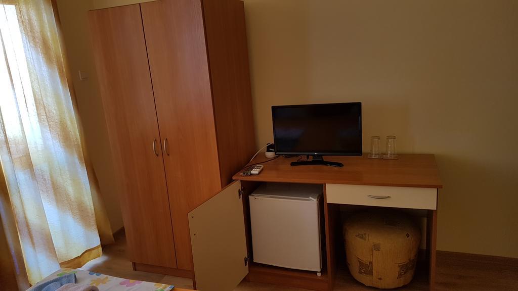 Ivanovi Guest House พรีมอร์สโก ภายนอก รูปภาพ